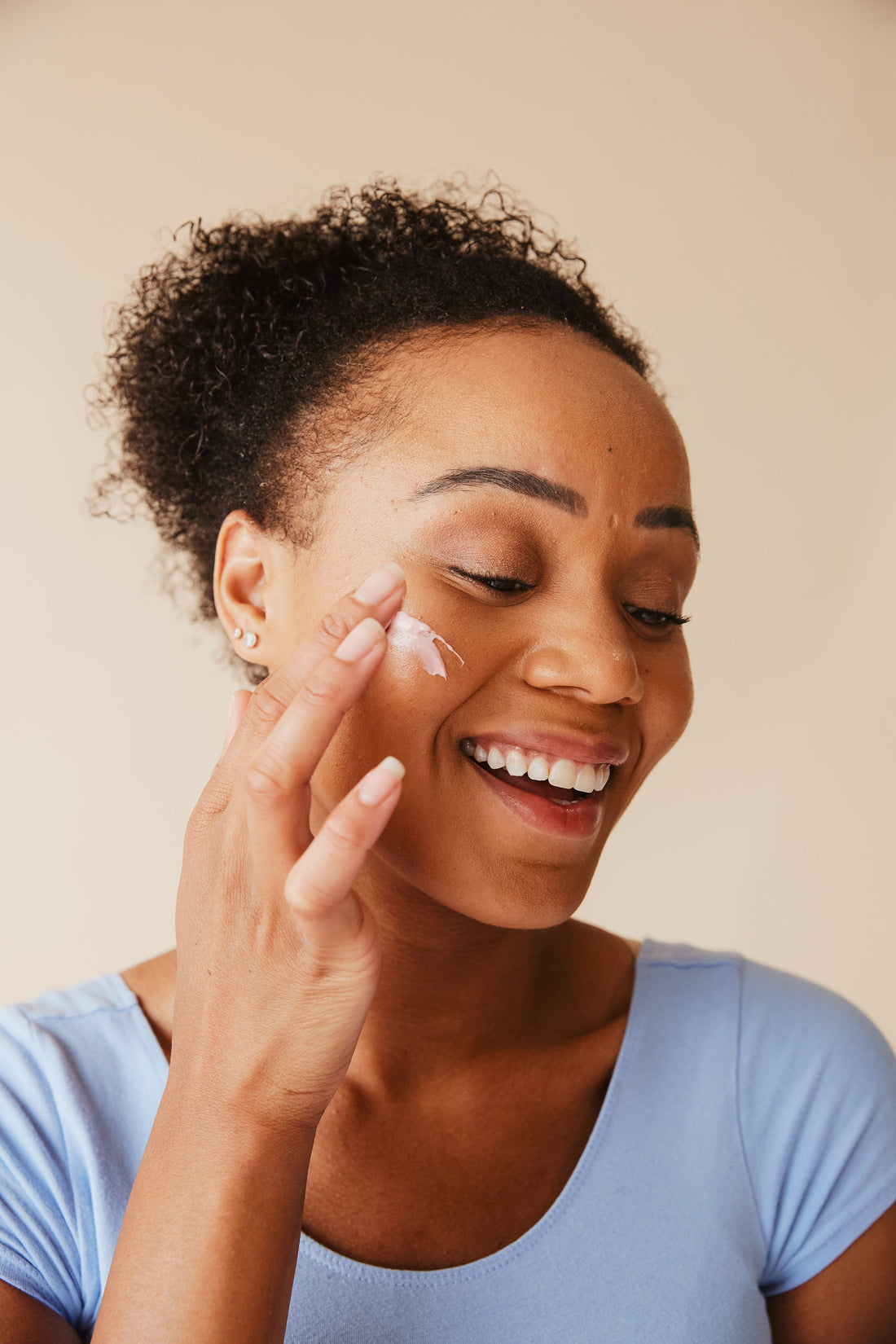 Why Removing Your Makeup Every Day is Non-Negotiable